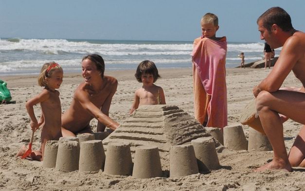 Nudism photo - new galleries in high quality Purenudism [Naturism Archiv]